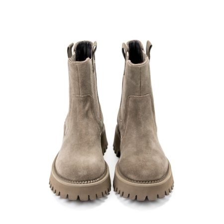 Ženske plitke čizme Ara-12-56705.11G bež ravne 5 Creator obuća | Ženska kožna obuća | Ženske kožne čizme | Ženske kožne plitke čizme | Ženske kožne duboke čizme | Ženske plitke čizme | Ženske duboke čizme | Kratke čizme | Čizme na štiklu | Muška kožna obuća | Ženska kožna obuća | Sezona jesen zima 2023/2024 | Jesen zima 2024 | Creator | Creator obuća | Creator kožna obuća | Italijanske cipele |