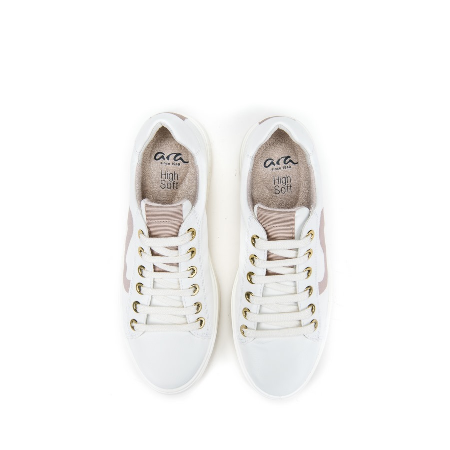 Ženske plitke patike Ara-12-27402.65H bele ravne 3 Creator obuća | Ženska kožna obuća | Ženske kožne tašne | Ženske kožne cipele | Ženske kožne sandale | Ženske kožne papuče | Ženske kožne mokasine | Ženske kožne patike | Ženske kožne baletanke | Ženske kožne torbe | Muška kožna obuća | Sezona proleće leto 2024 | Proleće leto 2024 | Creator |