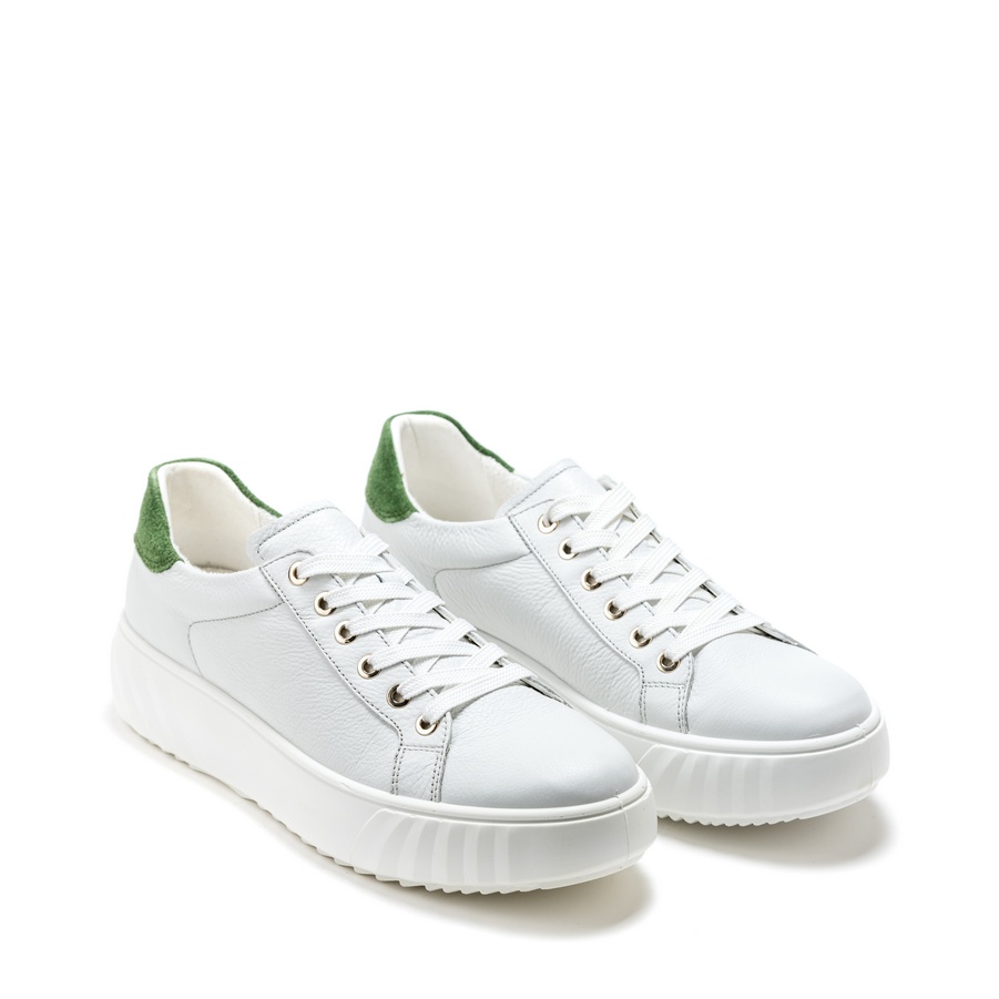 Ženske plitke patike Ara-12-46523.16H bele ravne 9 15267 ara 12 46523 16h nebbia grass 2