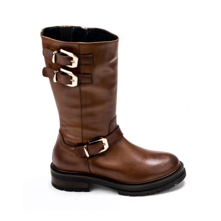 Alternative view of Gianni-Crasto-6713 nature-tabacco