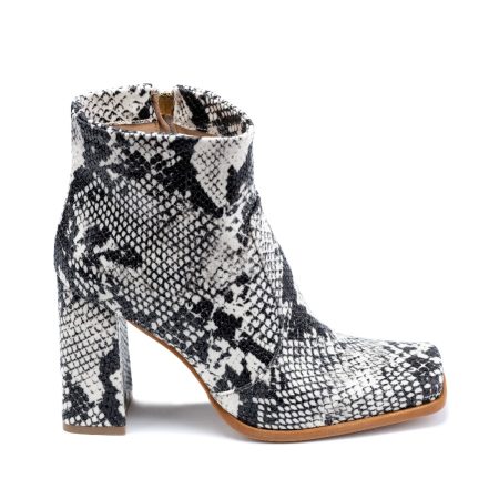 Alternative view of Ženske plitke čizme Lestrosa-3990 sive na štiklu