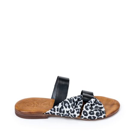 Alternative view of ONCE-E123-049 leopardo-nero