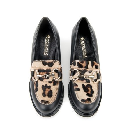 Ženske plitke cipele Riccianera-401 crne na štiklu 5 Creator obuća | Ženska kožna obuća | Ženske kožne čizme | Ženske kožne plitke čizme | Ženske kožne duboke čizme | Ženske plitke čizme | Ženske duboke čizme | Kratke čizme | Čizme na štiklu | Muška kožna obuća | Ženska kožna obuća | Sezona jesen zima 2023/2024 | Jesen zima 2024 | Creator | Creator obuća |Creator kožna obuća | Italijanske cipele |