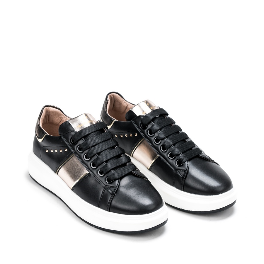 Ženske plitke patike Roberto-Serpentini-8300 crne ravne 1 Ženske plitke patike Roberto-Serpentini-8300 crne ravne