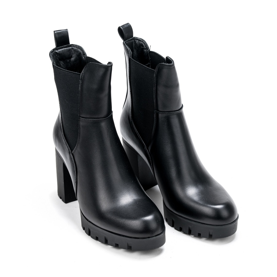 Ženske plitke čizme Roberto-Serpentini-8711 crne na štiklu 1 Ženske plitke čizme Roberto-Serpentini-8711 crne na štiklu