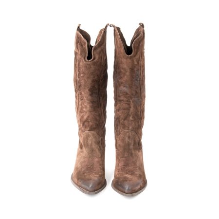 Ženske plitke čizme Silko-PT04 braon na štiklu 5 Creator obuća | Ženska kožna obuća | Ženske kožne čizme | Ženske kožne plitke čizme | Ženske kožne duboke čizme | Ženske plitke čizme | Ženske duboke čizme | Kratke čizme | Čizme na štiklu | Muška kožna obuća | Ženska kožna obuća | Sezona jesen zima 2023/2024 | Jesen zima 2024 | Creator | Creator obuća |Creator kožna obuća | Italijanske cipele |