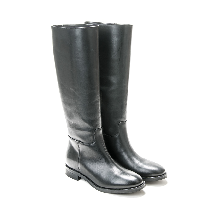 Ženske kožne duboke čizme Silko-401 crne ravne 1 Creator obuća | Ženska kožna obuća | Ženske kožne čizme | Ženske kožne plitke čizme | Ženske kožne duboke čizme | Ženske plitke čizme | Ženske duboke čizme | Kratke čizme | Čizme na štiklu | Muška kožna obuća | Ženska kožna obuća | Sezona jesen zima 2023/2024 | Jesen zima 2024 | Creator | Creator obuća | Creator kožna obuća | Italijanske cipele |