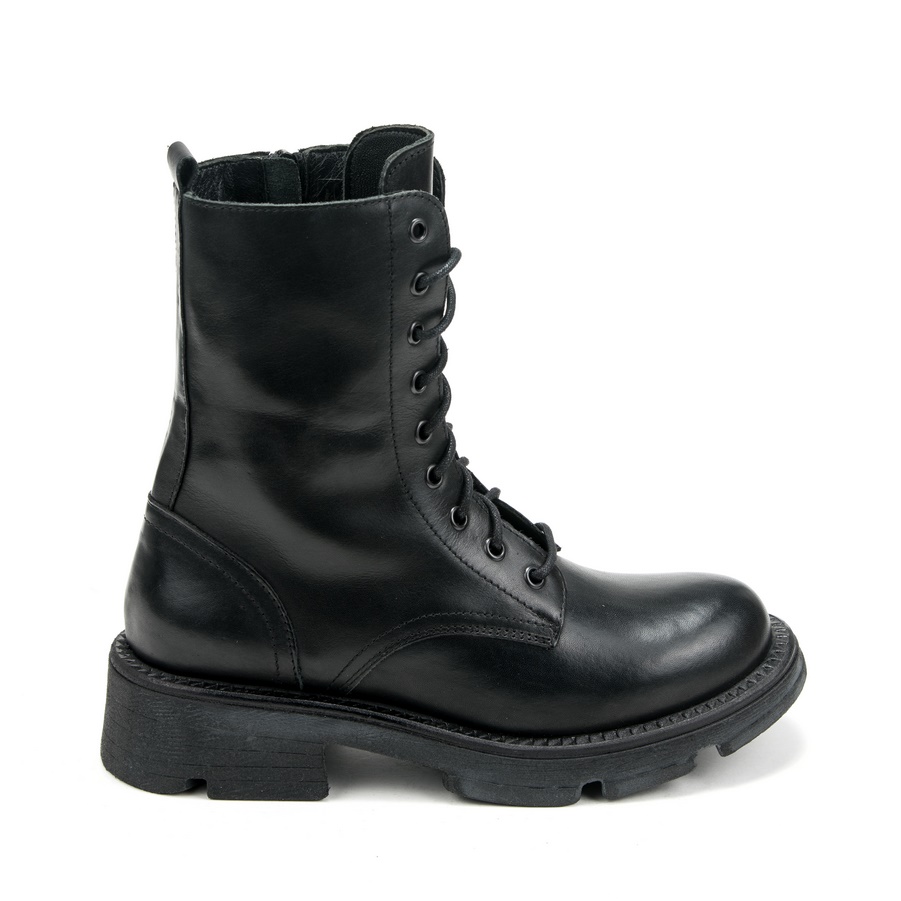 Ženske kožne plitke čizme Silko-ST73 crne na štiklu - Kupite odmah na Creator.rs Moderne plitke čizme od prave kože, udobne i tople za hladne dane – Creator.rs