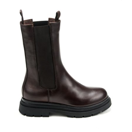 Moderne plitke čizme od prave kože, udobne i tople za hladne dane – Creator.rs