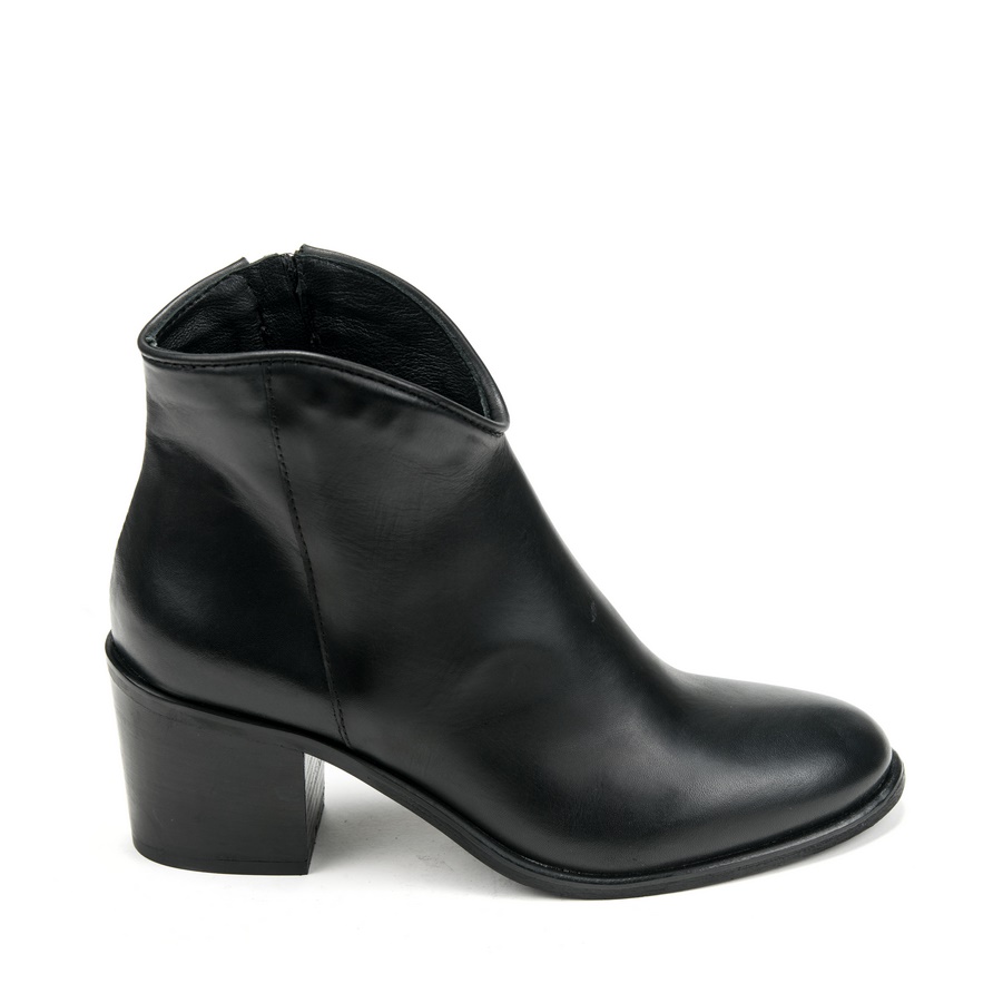 Ženske kožne duboke cipele Silko-TR01 crne na štiklu 2 Kožne cipele vrhunskog kvaliteta za svečane i poslovne prilike – Creator obuća