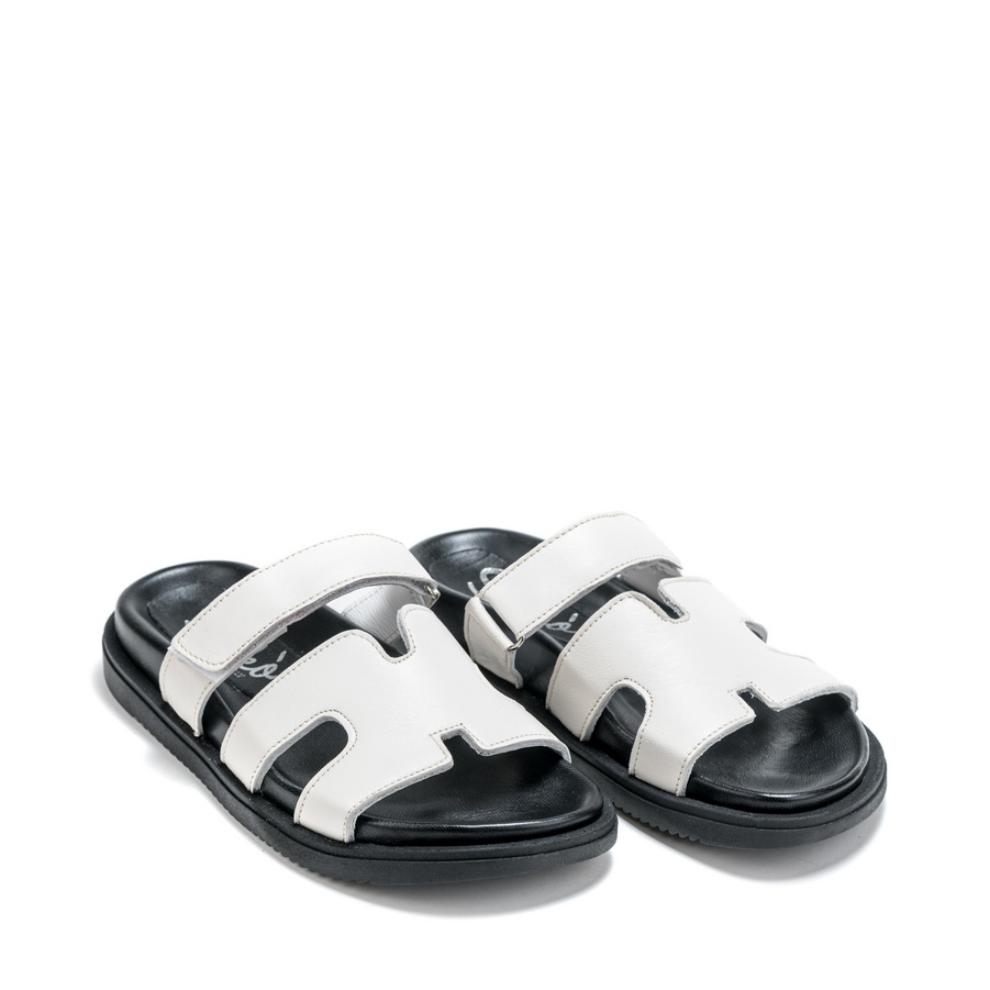 Ženske kožne papuče Silko-E208 bele ravne 7 15334 silko e208 panna 2