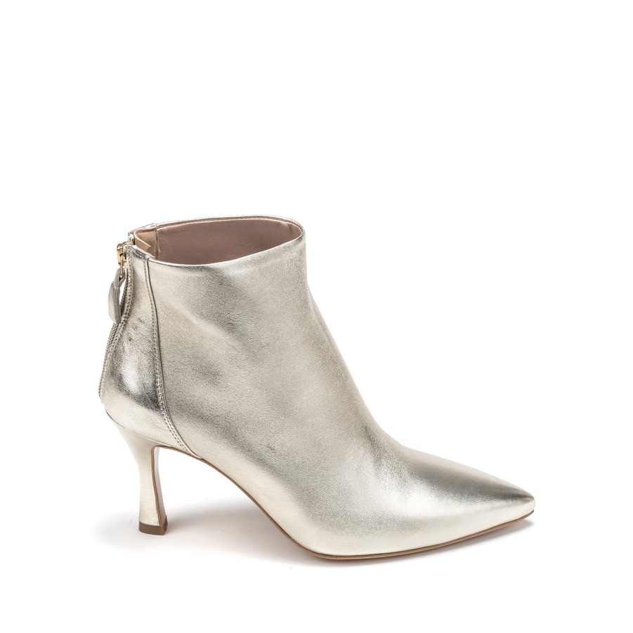 Ženske kožne duboke cipele Silko-MIRNA8 zlatne na štiklu 2 Ženske kožne duboke cipele Silko-MIRNA8 zlatne na štiklu - Slika 2