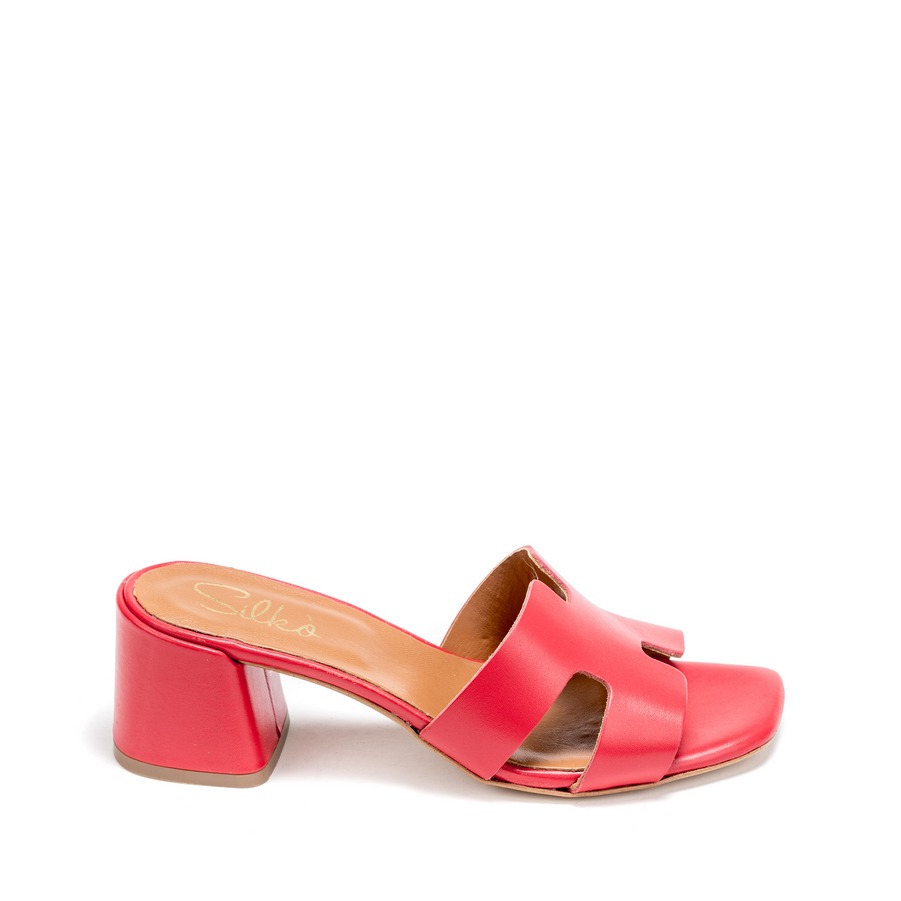 Ženske kožne papuče Silko-LUNA51 crvene na štiklu 2 Ženske kožne papuče Silko-LUNA51 crvene na štiklu - Slika 2