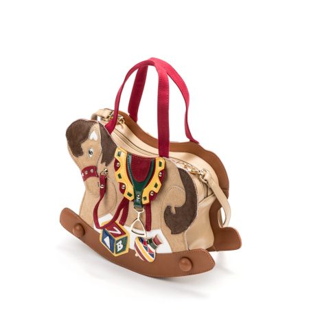 Alternative view of Tasna-3585 apricot