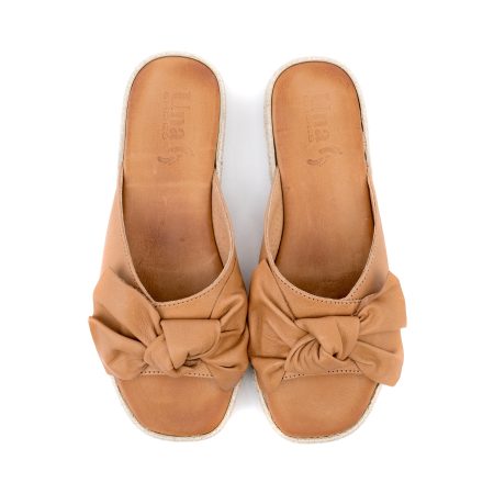 Ženske kožne papuče Una-70115.5 braon ravne 5 Creator obuća | Ženska kožna obuća | Ženske kožne tašne | Ženske kožne torbe | Muška kožna obuća | Sezona proleće leto 2022 | Proleće leto 2022 | Creator |