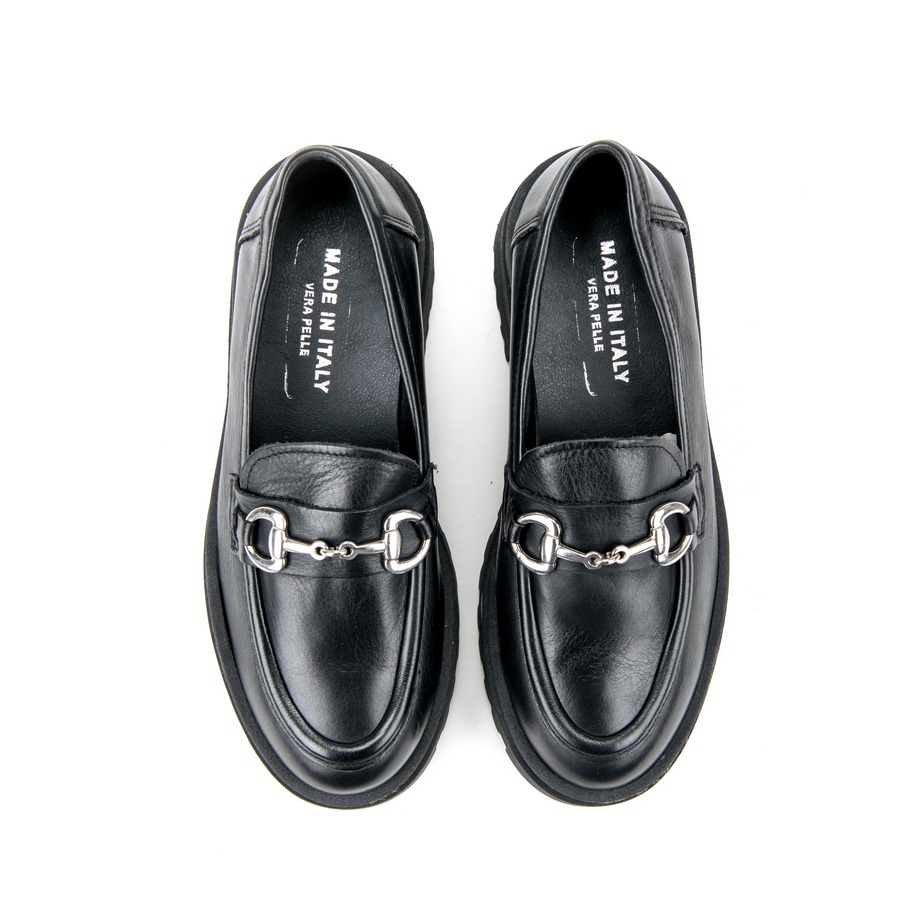 Ženske plitke cipele Art.-1545 crne ravne 3 Creator obuća | Ženska kožna obuća | Ženske kožne čizme | Ženske kožne plitke čizme | Ženske kožne duboke čizme | Ženske plitke čizme | Ženske duboke čizme | Kratke čizme | Čizme na štiklu | Muška kožna obuća | Ženska kožna obuća | Sezona jesen zima 2023/2024 | Jesen zima 2024 | Creator | Creator obuća |Creator kožna obuća | Italijanske cipele |