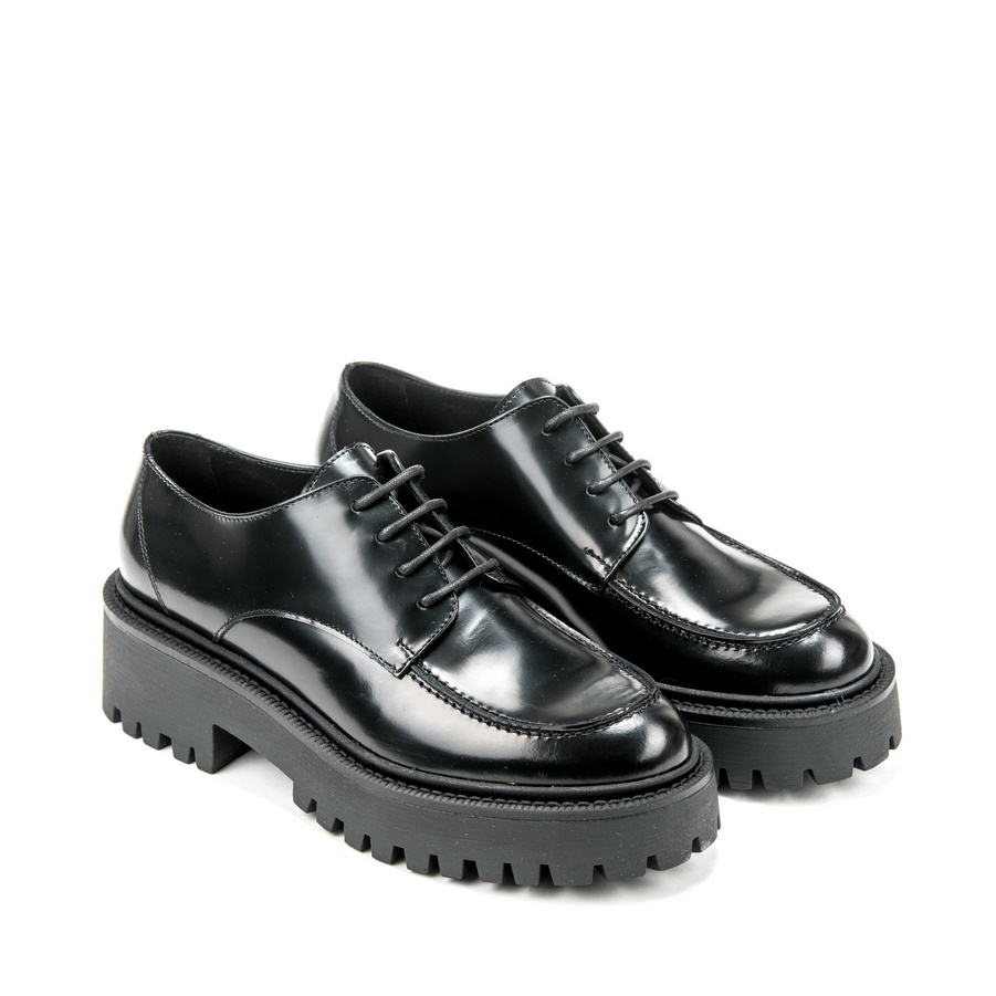 Ženske kožne plitke cipele Movimenti-7706 crne ravne 1 Ženske kožne plitke cipele Movimenti-7706 crne ravne